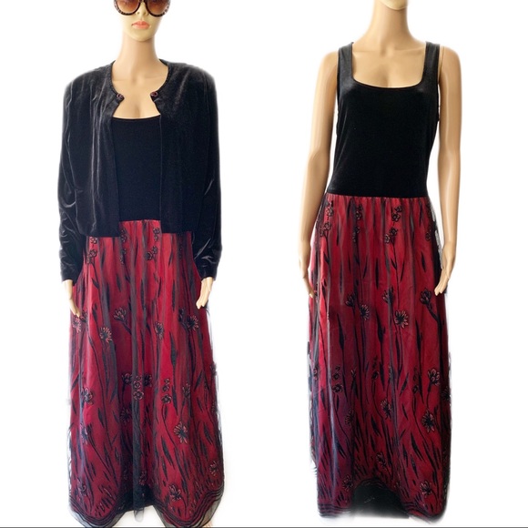 ❤️ Patra Red and Black Velvet Dress Size 14 - Picture 2 of 8